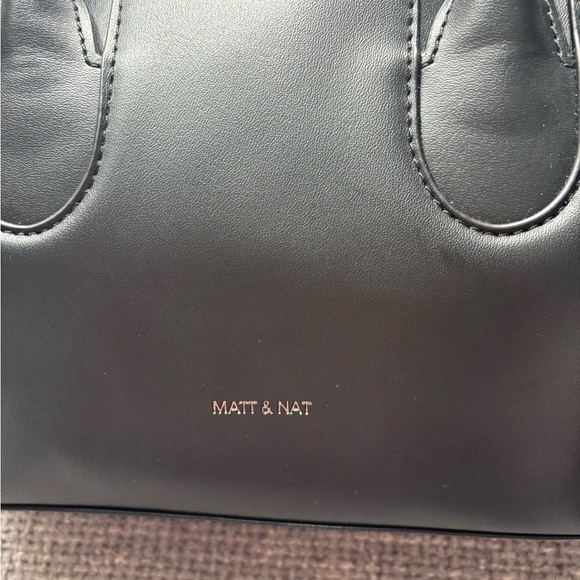 BNWT Matt & Nat Vegan Leather Satchel ! - Picture 5 of 11